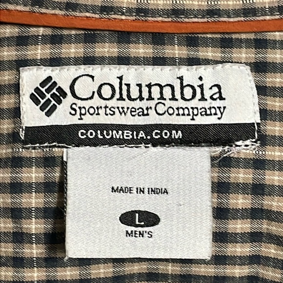 Columbia men’s Size Large plaid long sleeve button down shirt. Tan, Navy & White - Picture 7 of 8